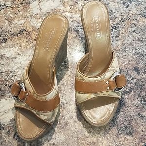 Used coach brown platform 7.5